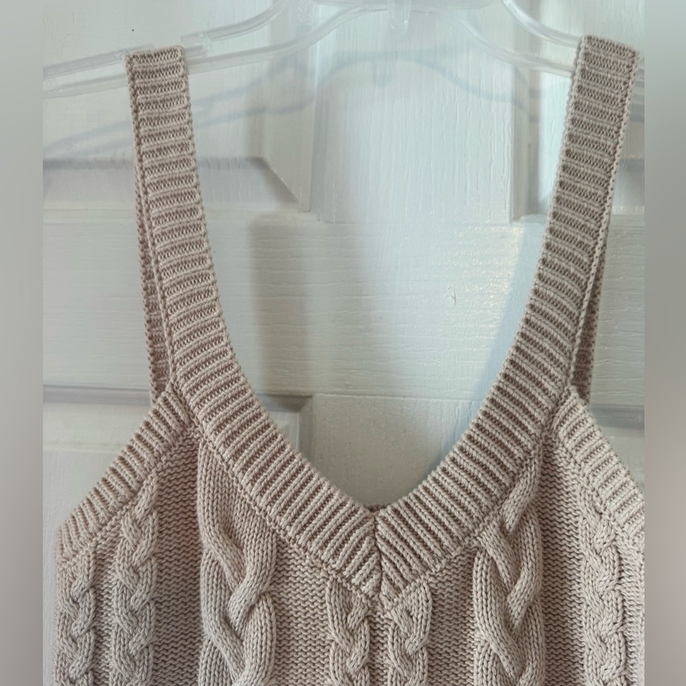 EVEREVE “Maeve” Cream Cable Knit V Neck Sweater Tank Top - Picture 6 of 10